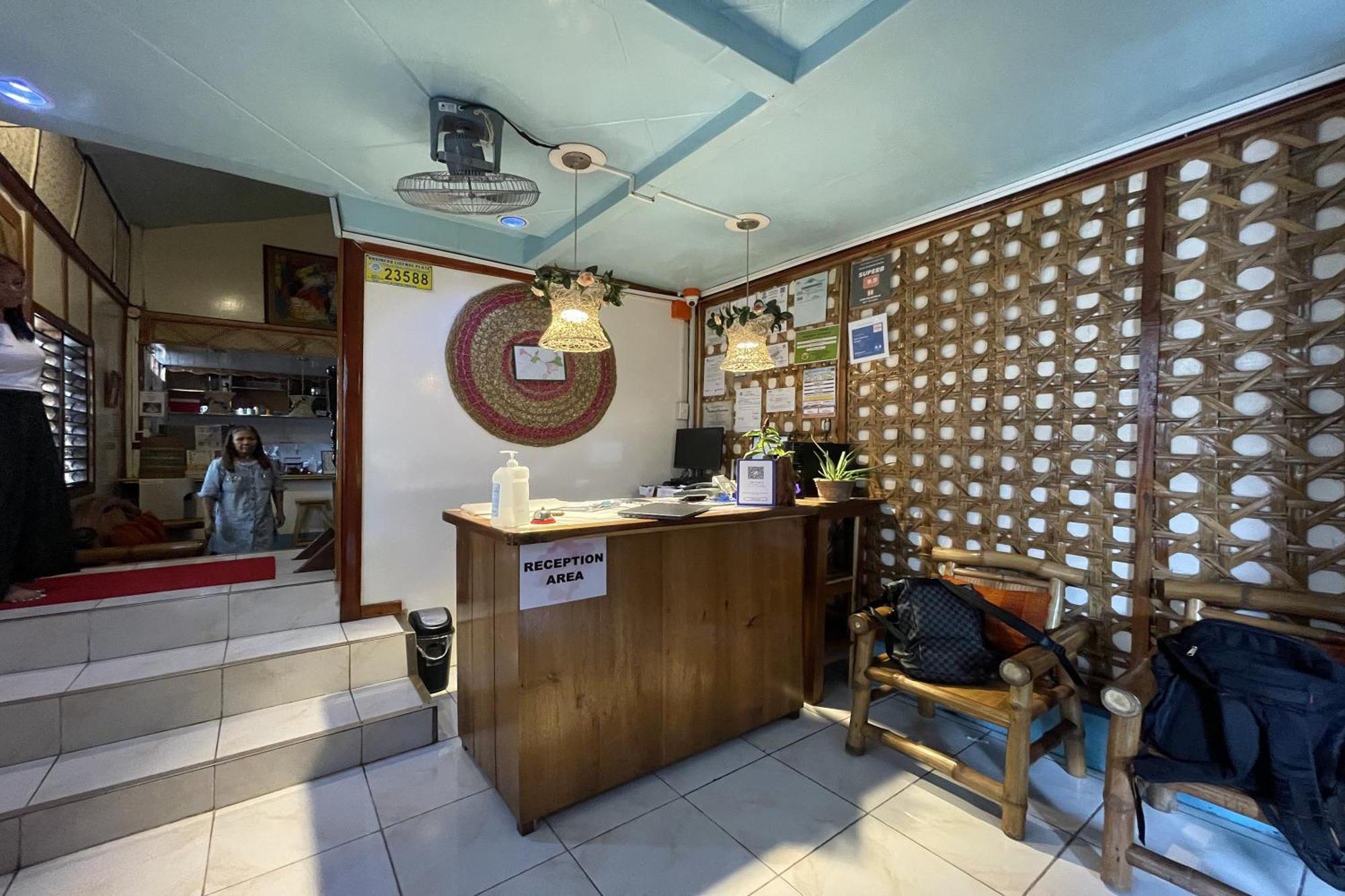 Balai Vivencio Hostel プエルト・プリンセサ エクステリア 写真