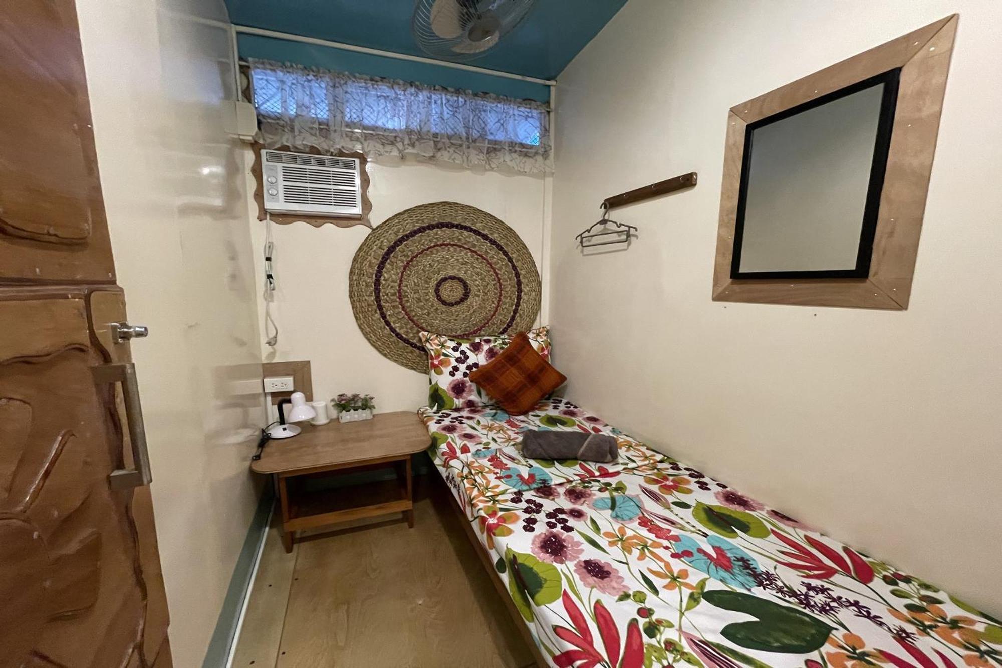 Balai Vivencio Hostel プエルト・プリンセサ エクステリア 写真