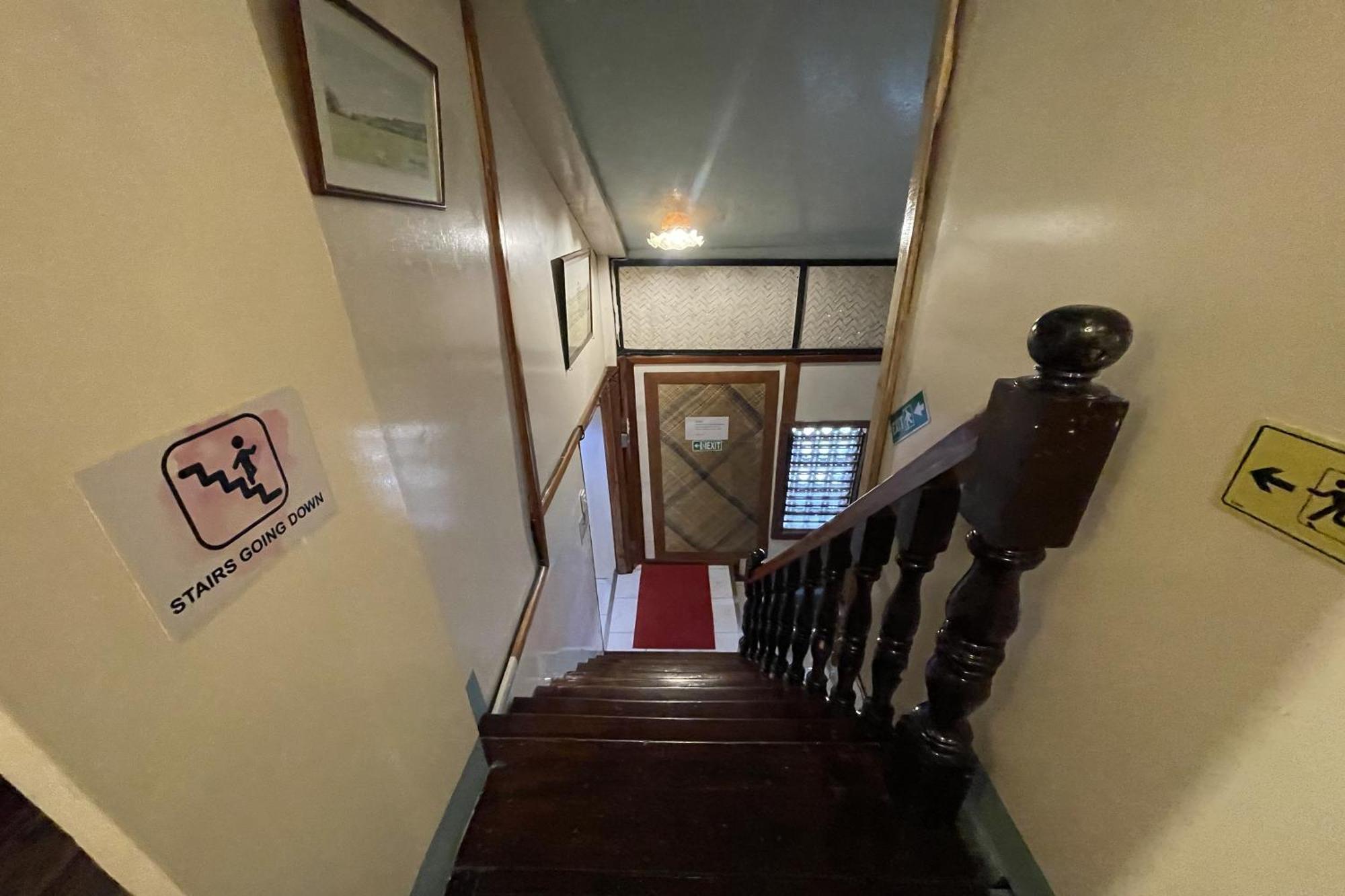 Balai Vivencio Hostel プエルト・プリンセサ エクステリア 写真