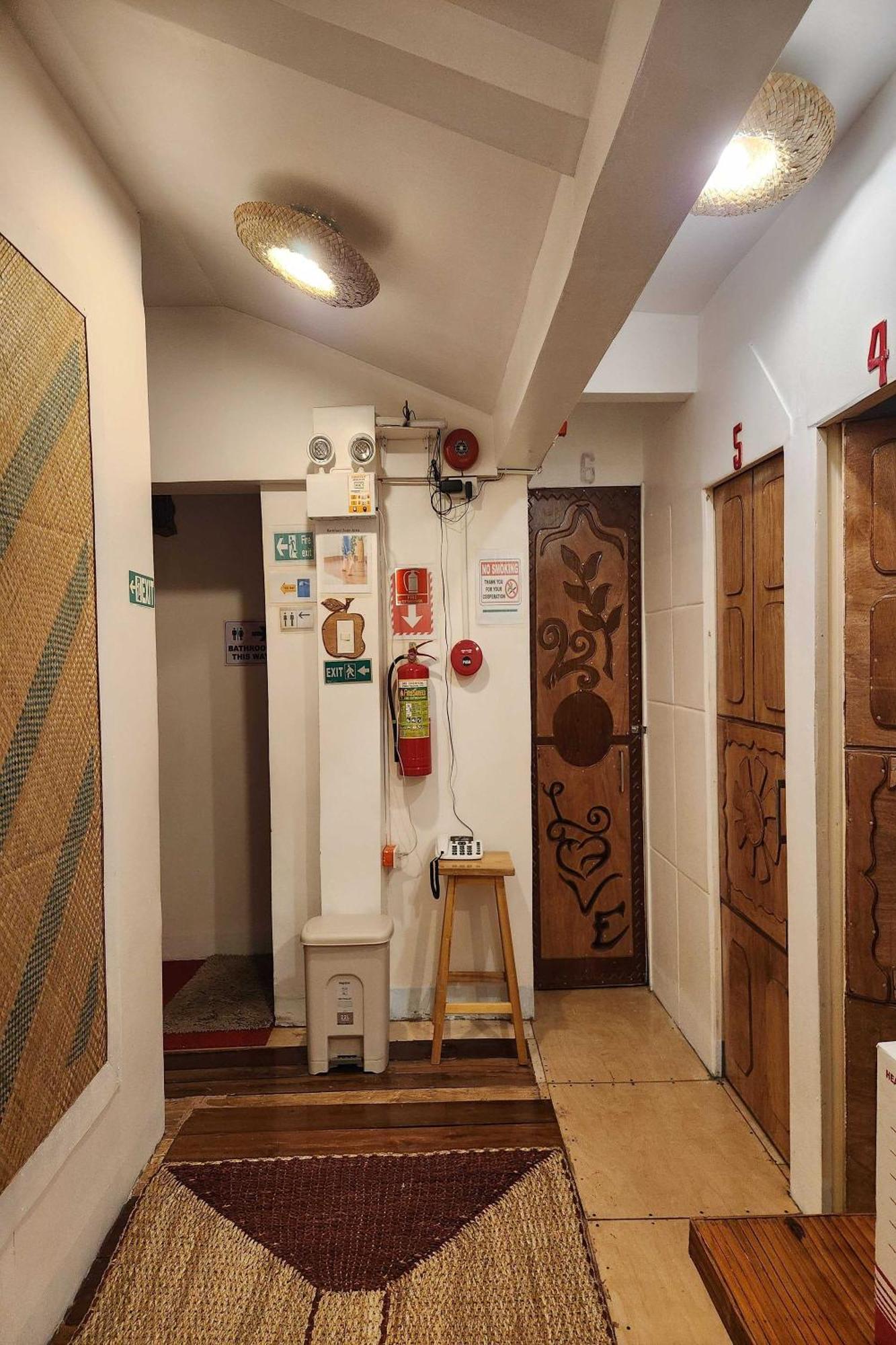 Balai Vivencio Hostel プエルト・プリンセサ エクステリア 写真