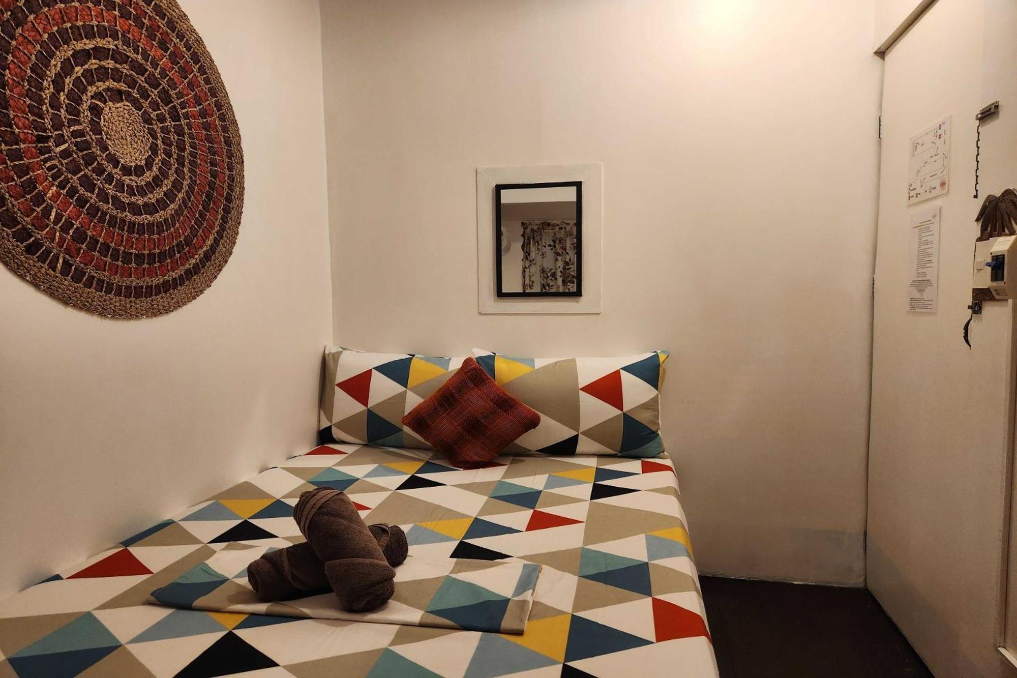 Balai Vivencio Hostel プエルト・プリンセサ エクステリア 写真