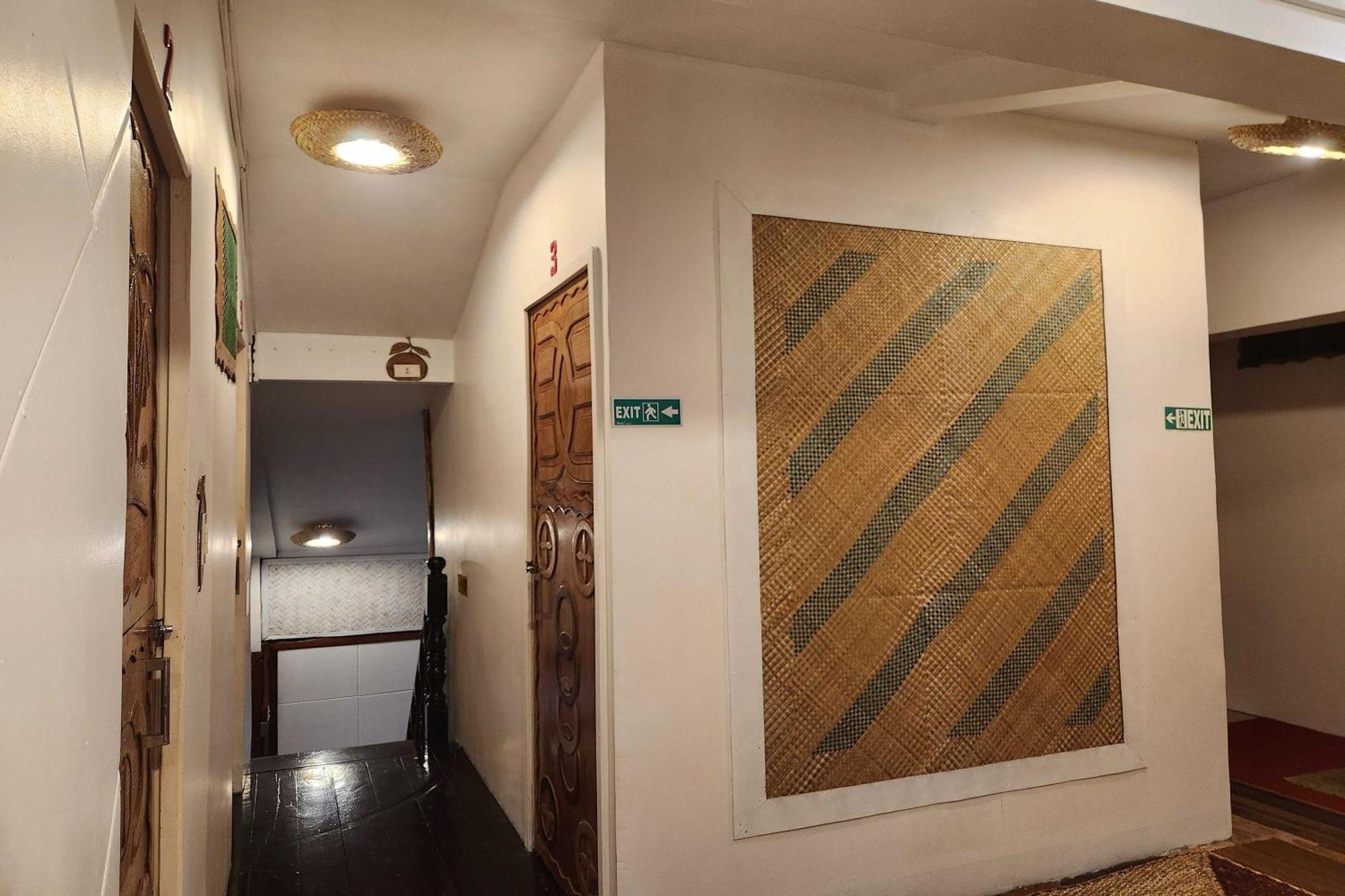 Balai Vivencio Hostel プエルト・プリンセサ エクステリア 写真
